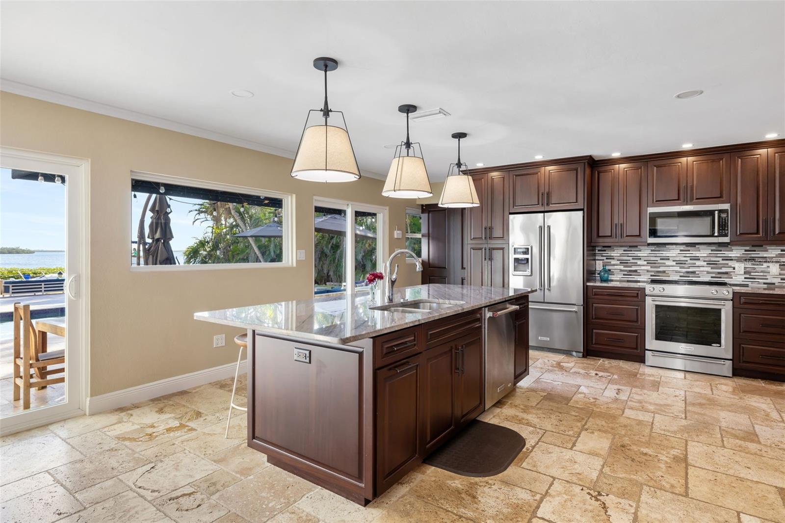 10204 46TH AVE W, BRADENTON, FL, 34210