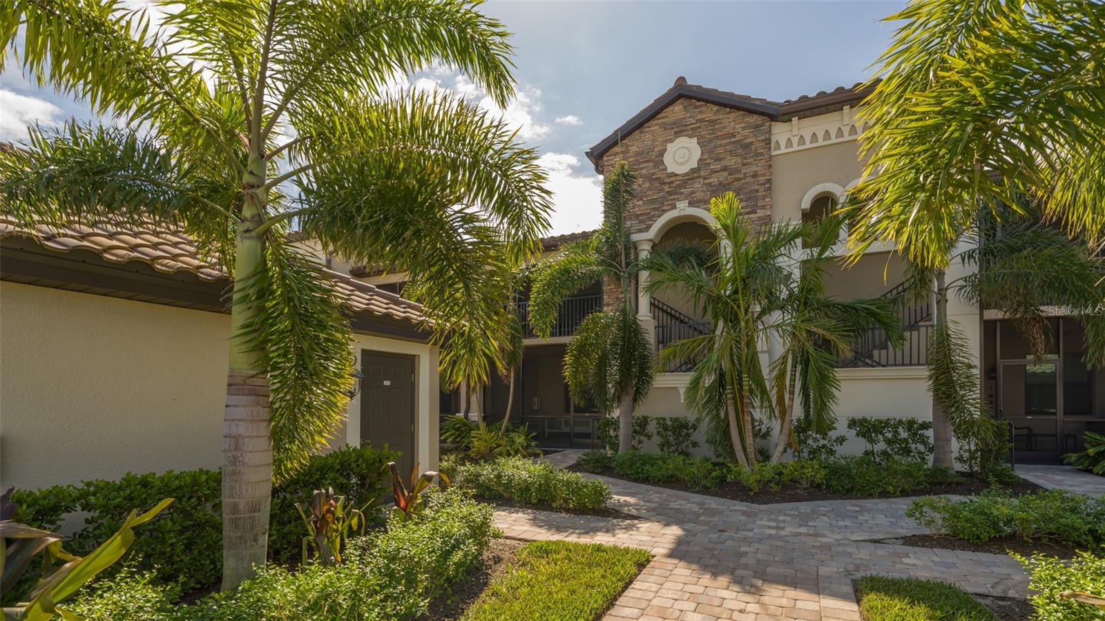 5624 PALMER CIR #203, BRADENTON, FL, 34211