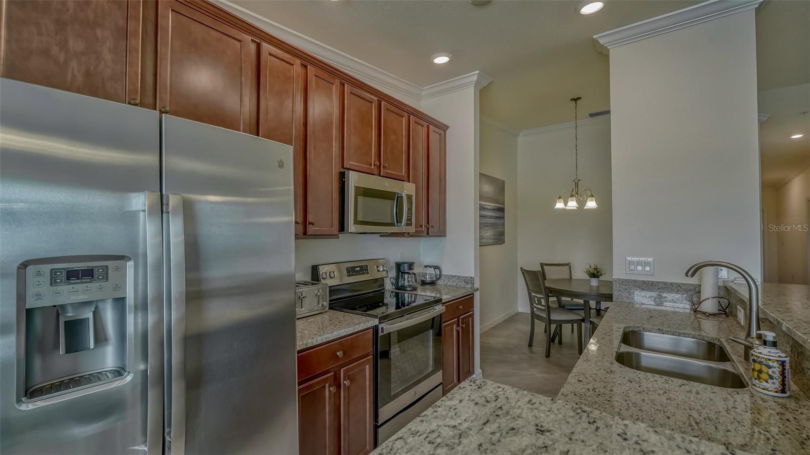 5624 PALMER CIR #203, BRADENTON, FL, 34211