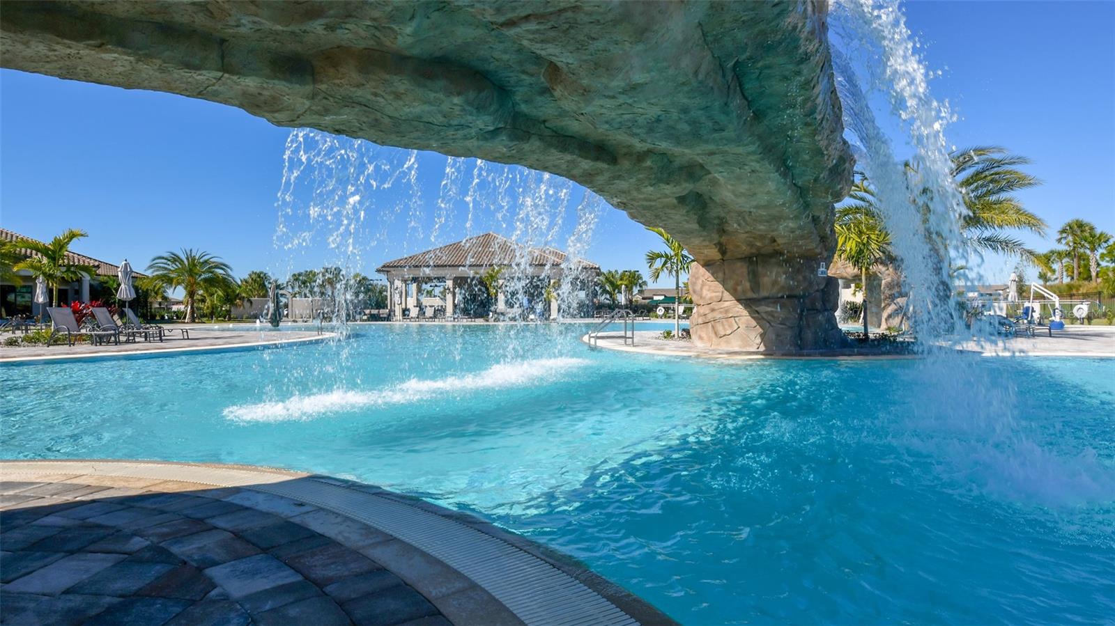 5624 PALMER CIR #203, BRADENTON, FL, 34211