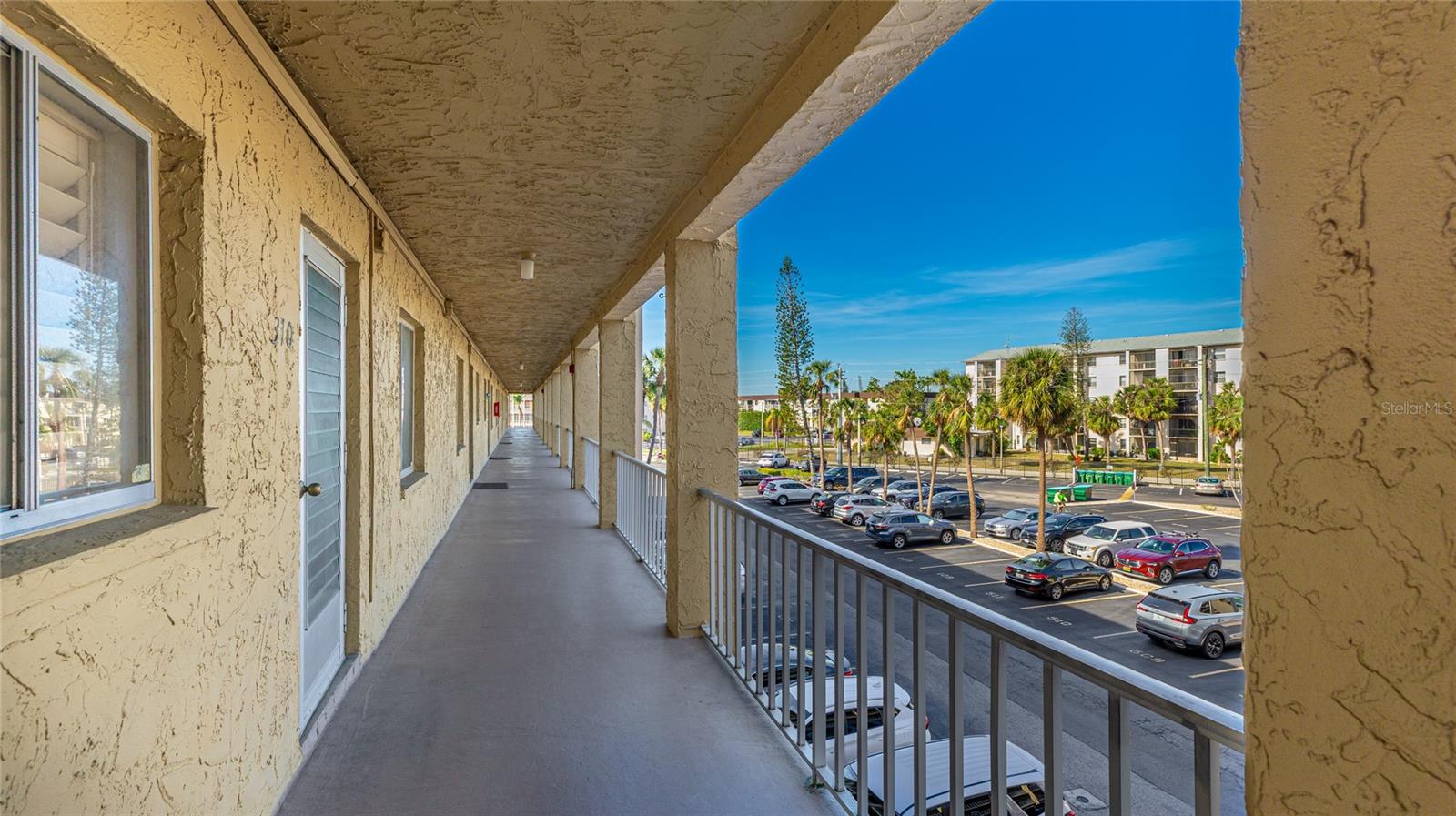 3763 LAKE BAYSHORE DR #310, BRADENTON, FL, 34205