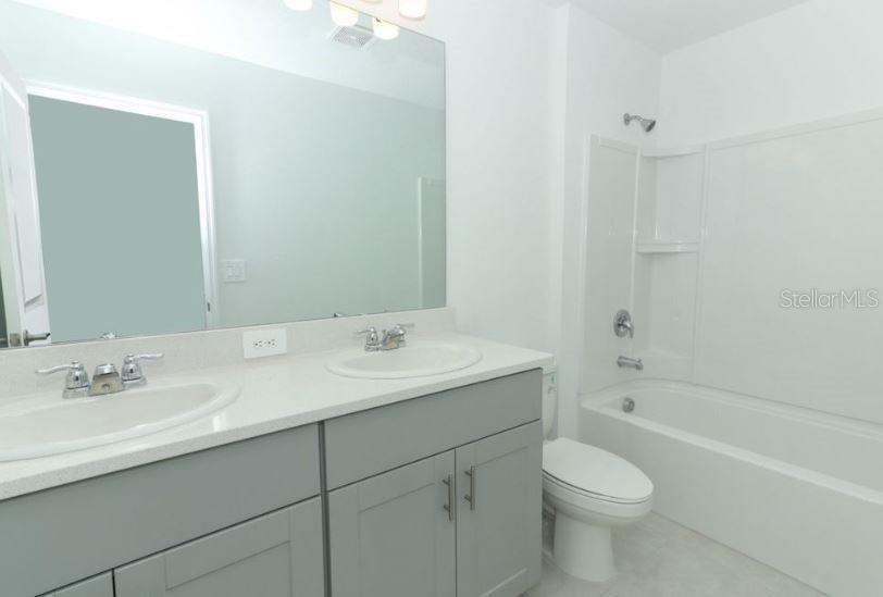 326 WAYLAND DR, HAINES CITY, FL, 33844