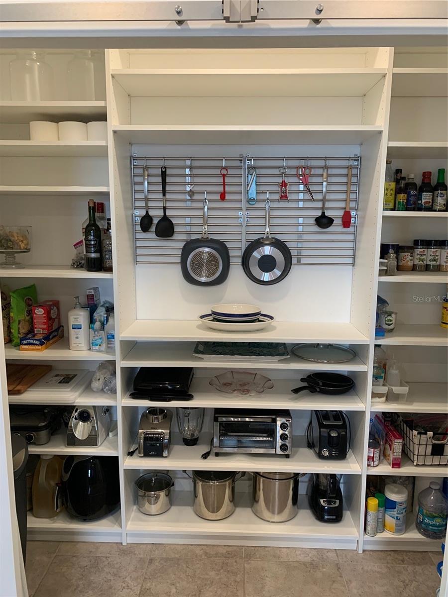 10668 LAKE MONTAUK DR, RIVERVIEW, FL, 33578