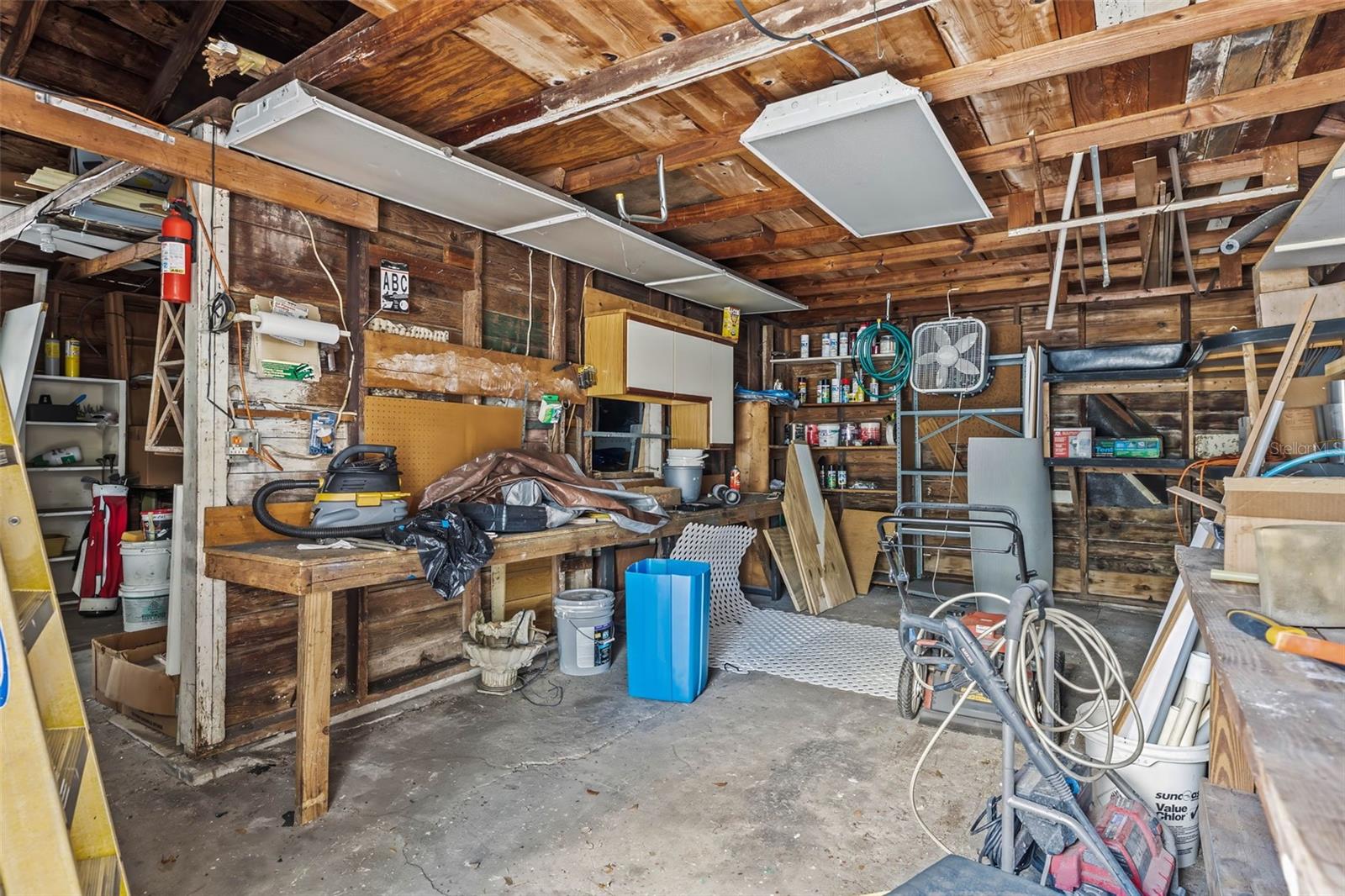 6145 MAIN STS, NEW PORT RICHEY, FL, 34653