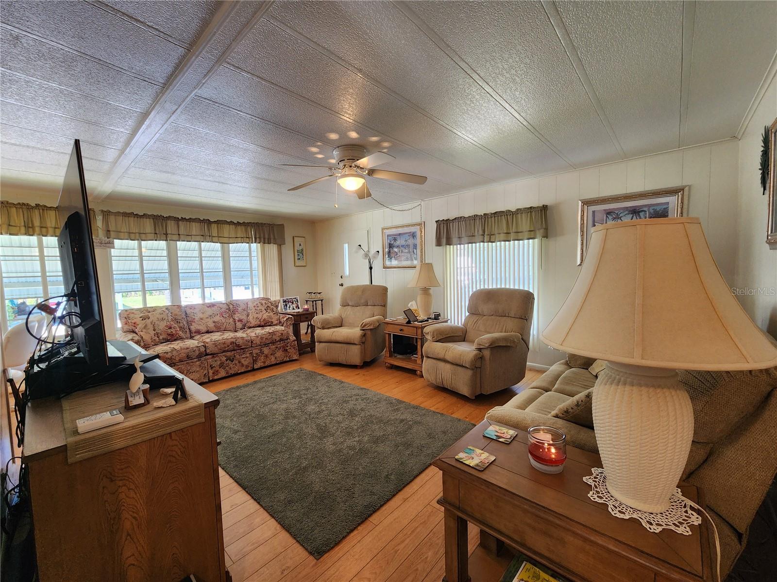 130 PATRICIA AVE #104, DUNEDIN, FL, 34698