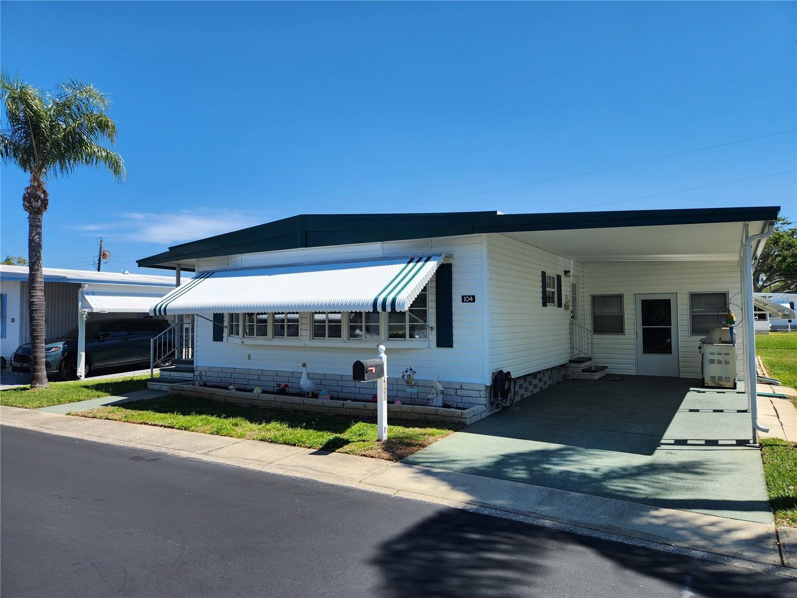 130 PATRICIA AVE #104, DUNEDIN, FL, 34698