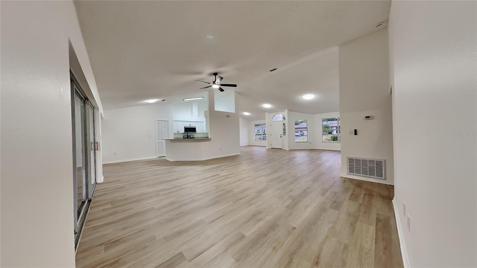 952 HUNT ST NW, PALM BAY, FL, 32907