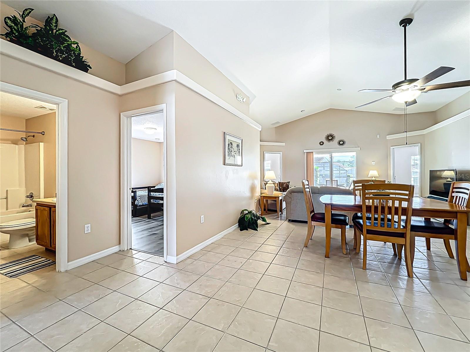 420 ROBIN RD, DAVENPORT, FL, 33896