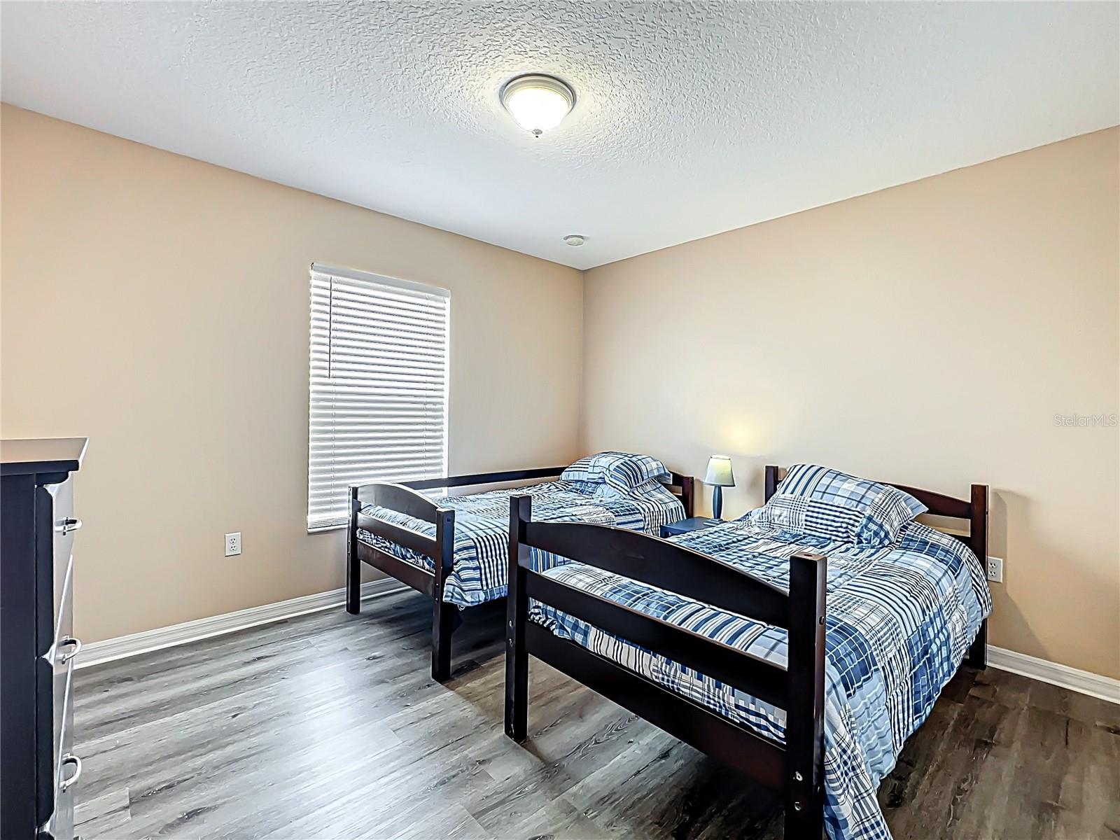 420 ROBIN RD, DAVENPORT, FL, 33896