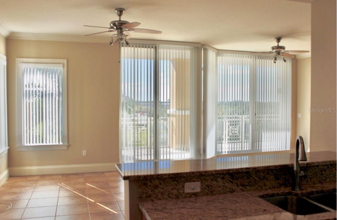 140 RIVIERA DUNES WAY #304, PALMETTO, FL, 34221
