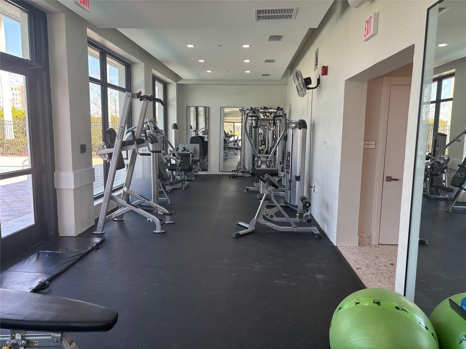 140 RIVIERA DUNES WAY #304, PALMETTO, FL, 34221