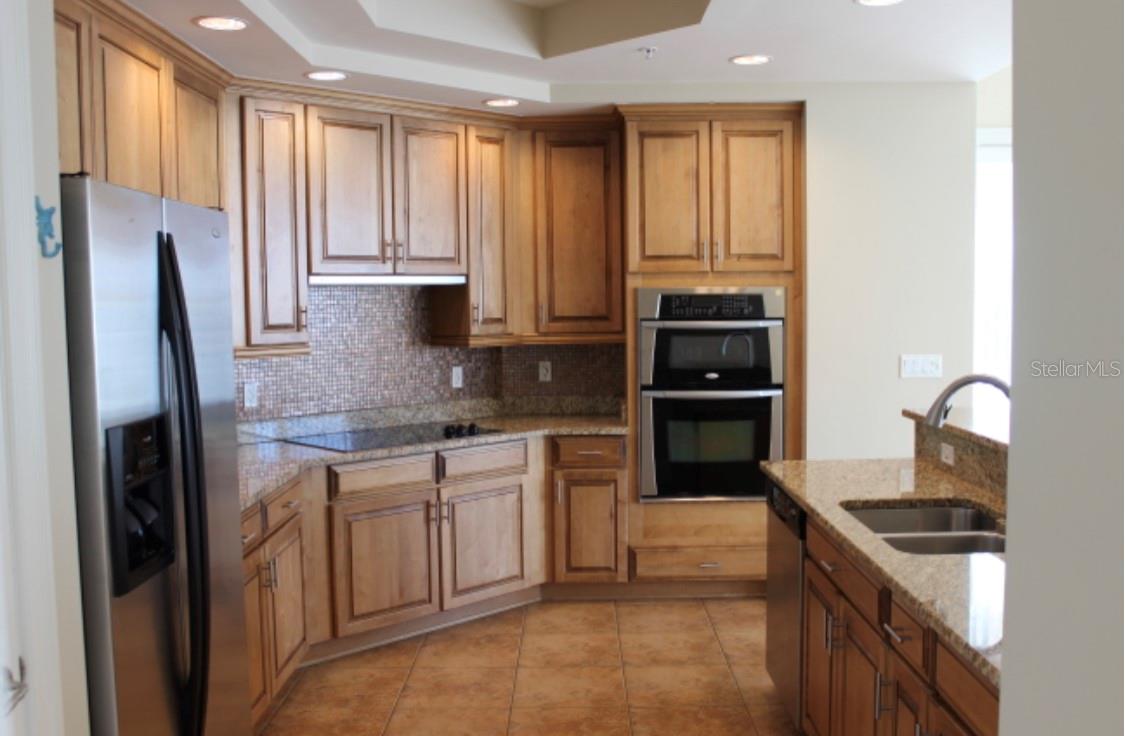 140 RIVIERA DUNES WAY #304, PALMETTO, FL, 34221