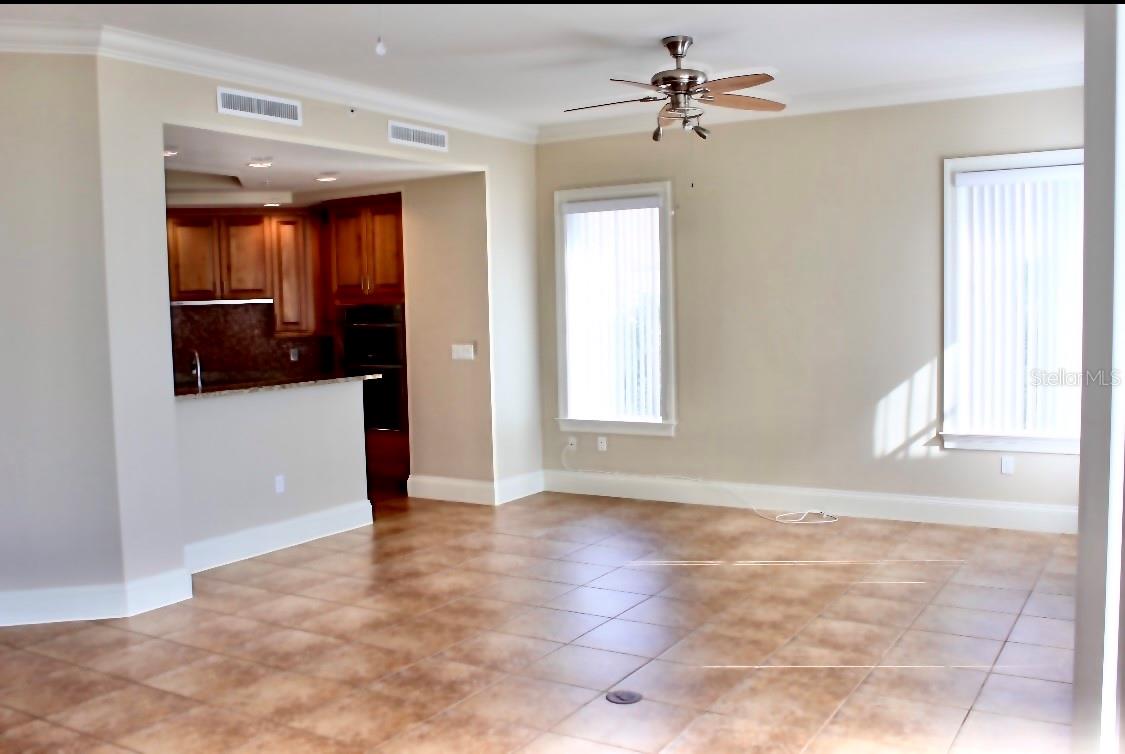 140 RIVIERA DUNES WAY #304, PALMETTO, FL, 34221