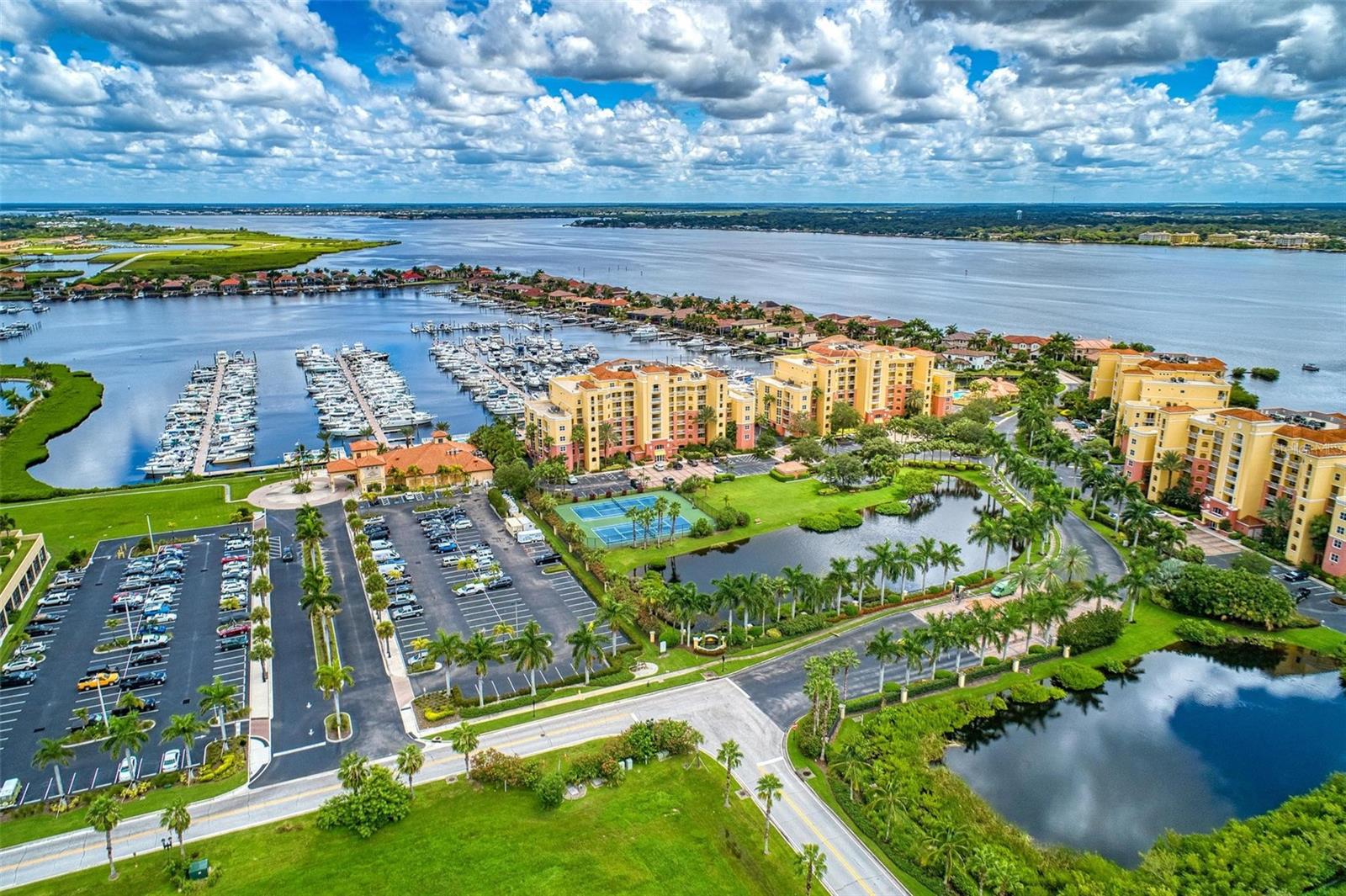 140 RIVIERA DUNES WAY #304, PALMETTO, FL, 34221