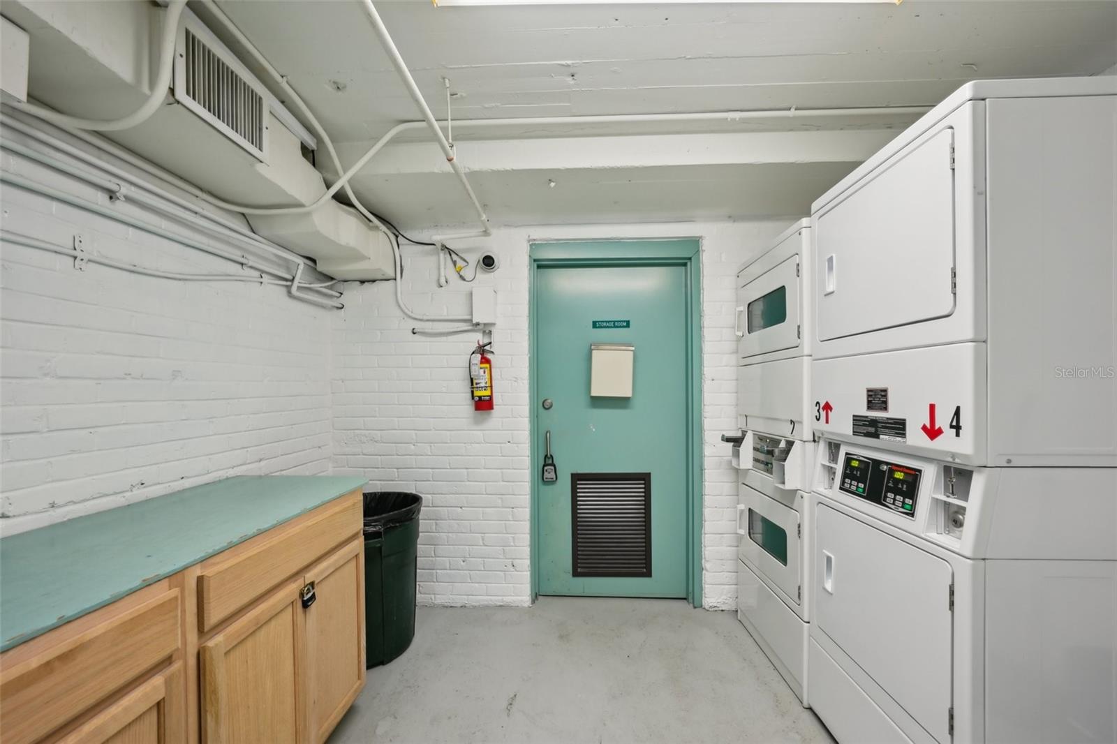 701 MIRROR LAKE DR N #119, ST PETERSBURG, FL, 33701