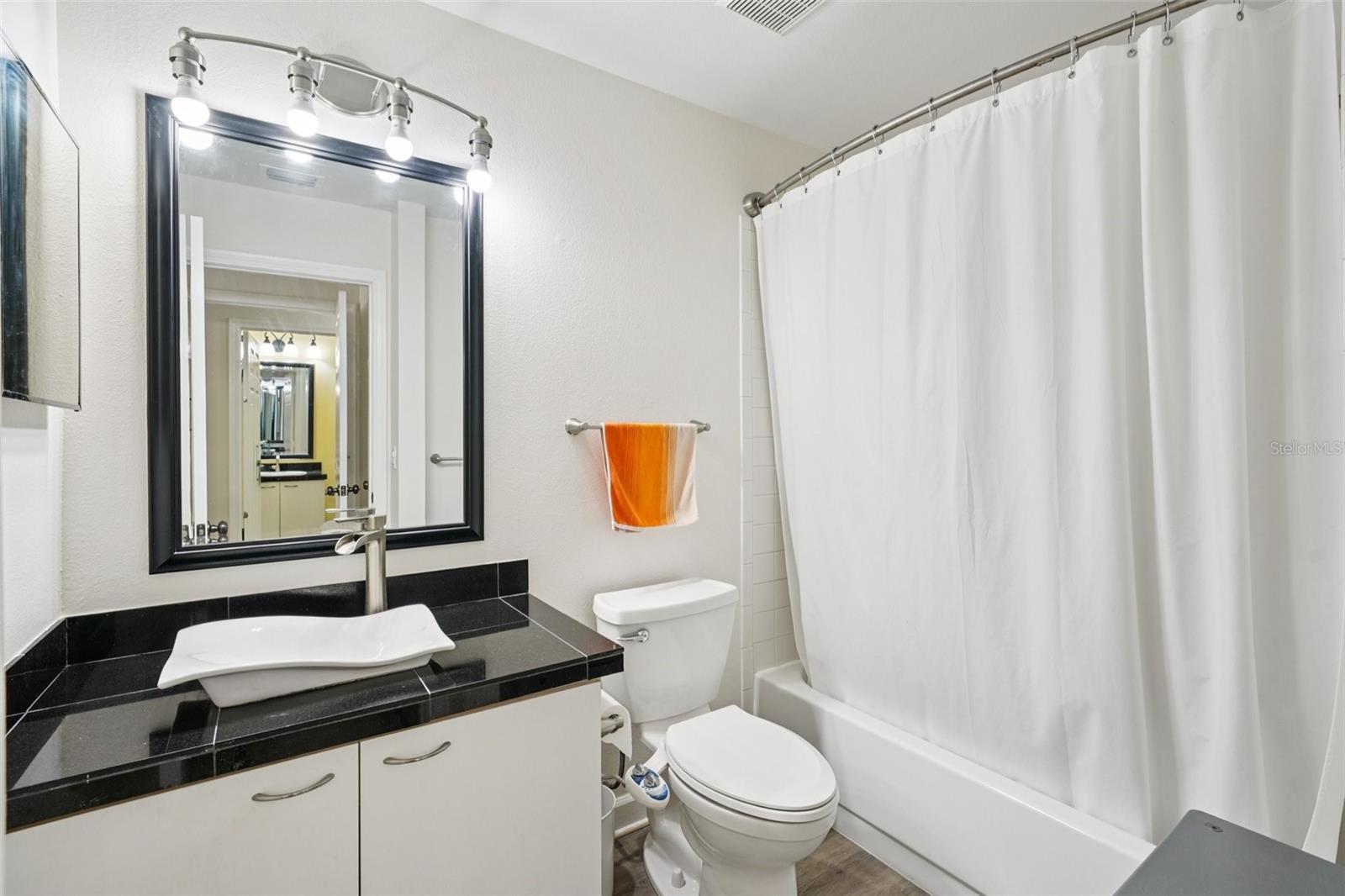 701 MIRROR LAKE DR N #119, ST PETERSBURG, FL, 33701