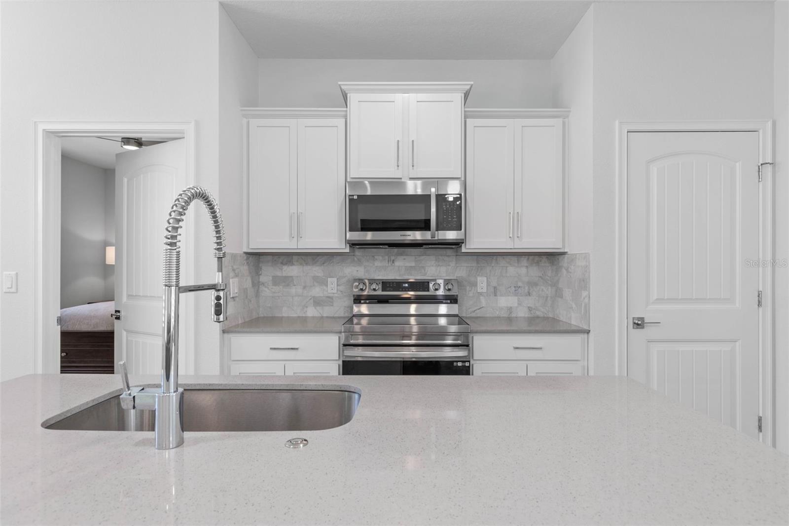 53 UNIVERSAL TRL, PALM COAST, FL, 32164