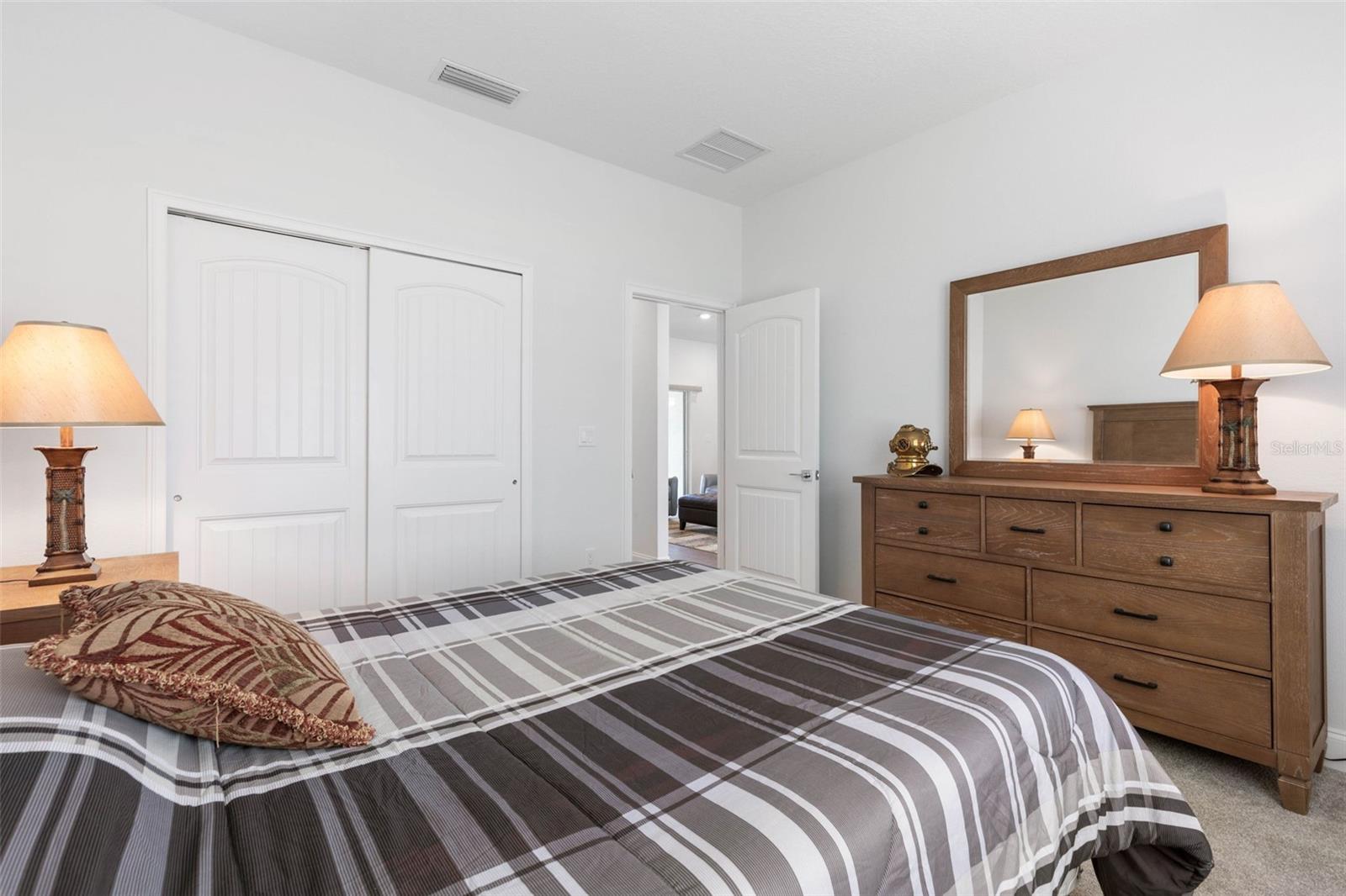 53 UNIVERSAL TRL, PALM COAST, FL, 32164