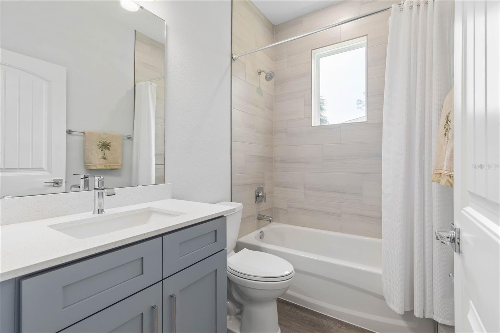 53 UNIVERSAL TRL, PALM COAST, FL, 32164