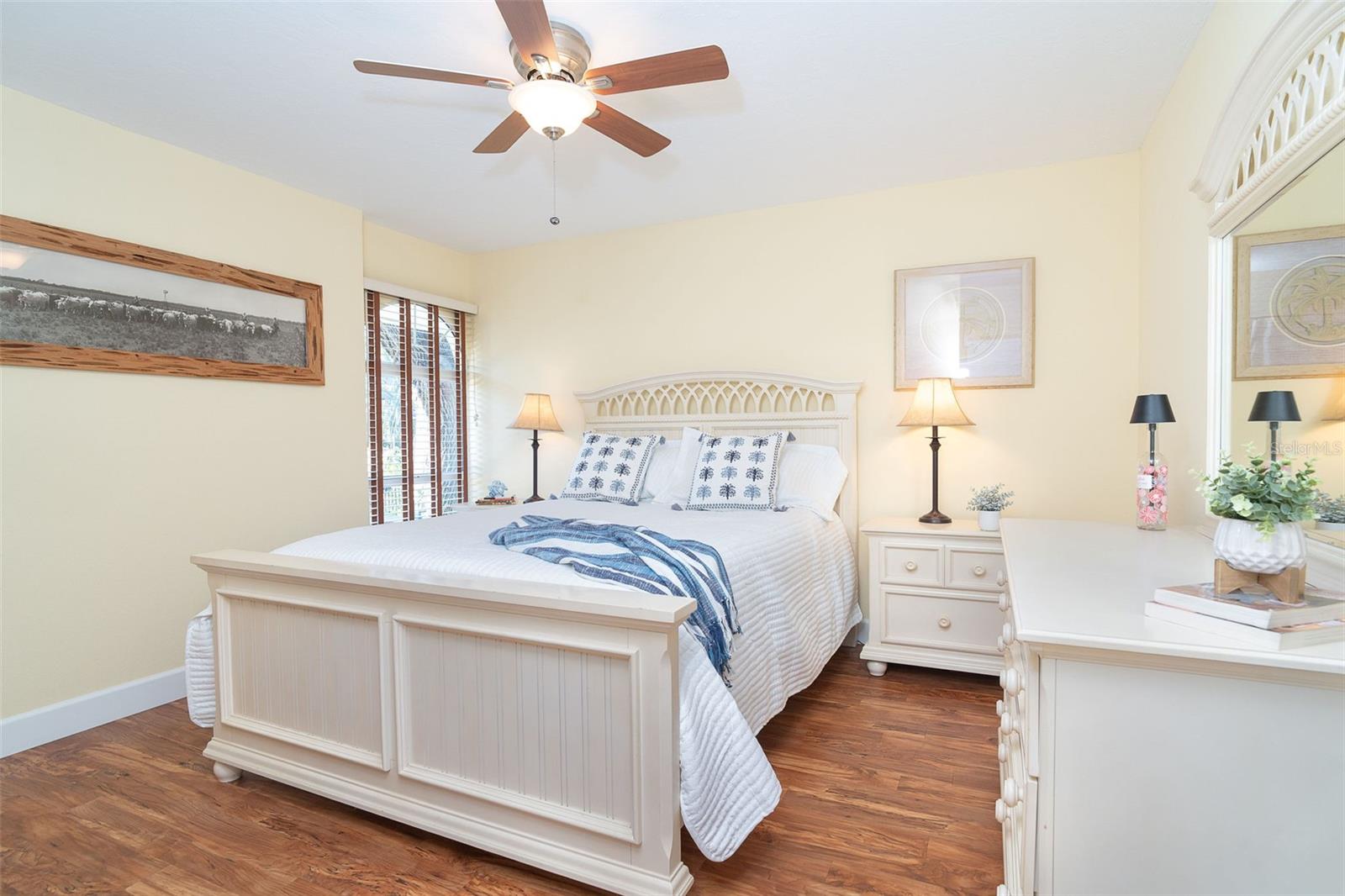 1648 SHELBURNE LN, SARASOTA, FL, 34231