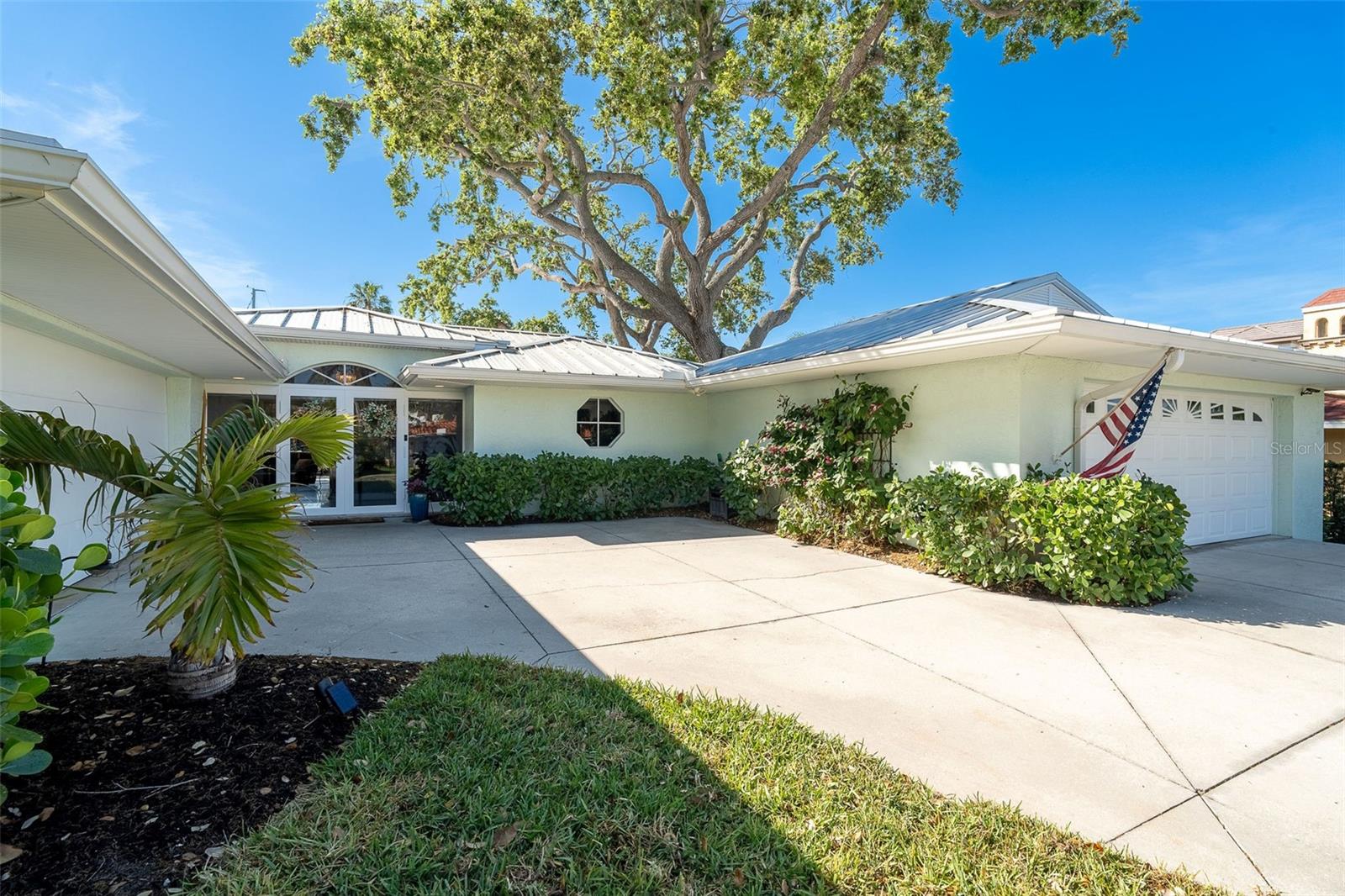 1648 SHELBURNE LN, SARASOTA, FL, 34231