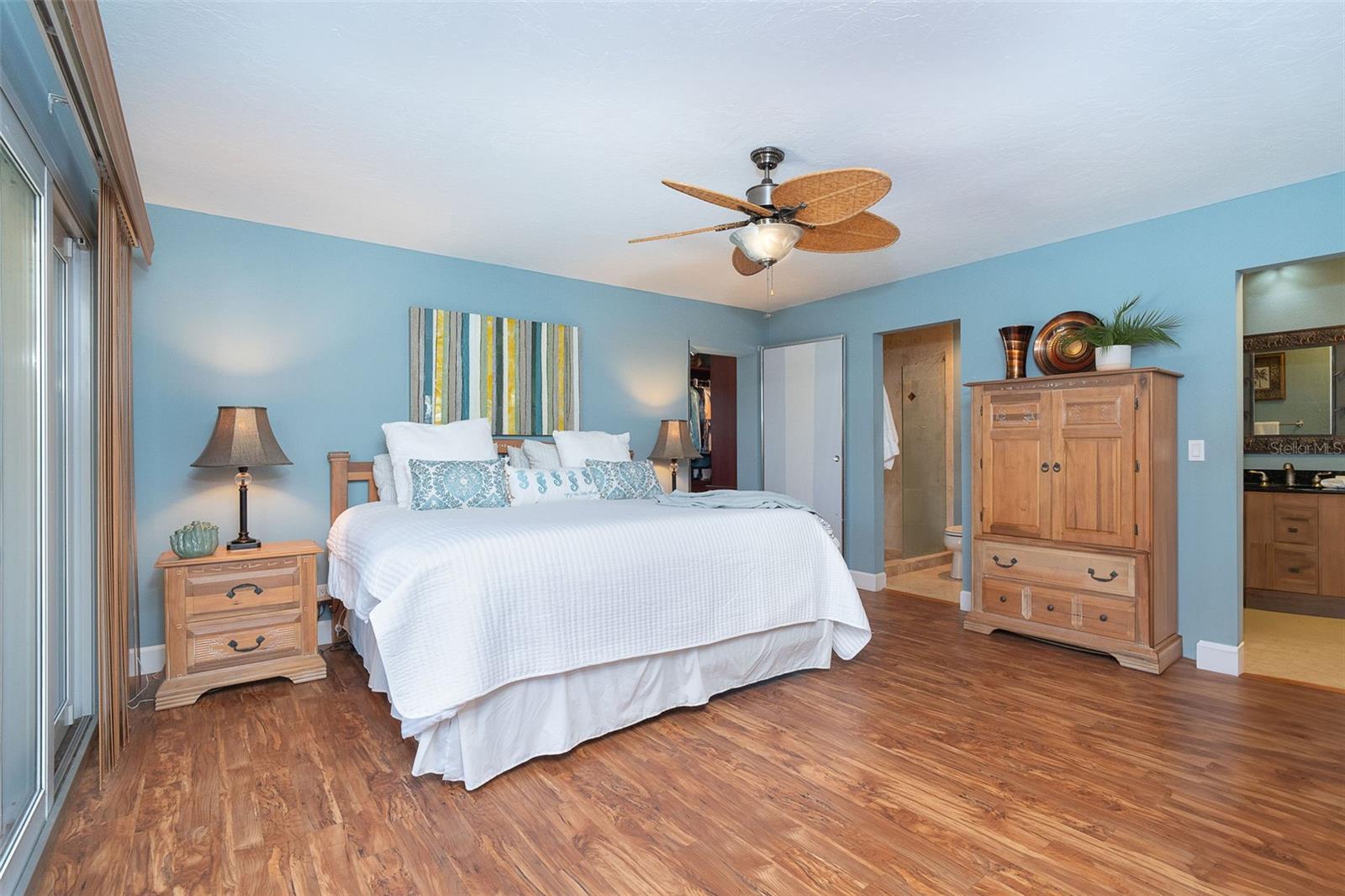 1648 SHELBURNE LN, SARASOTA, FL, 34231