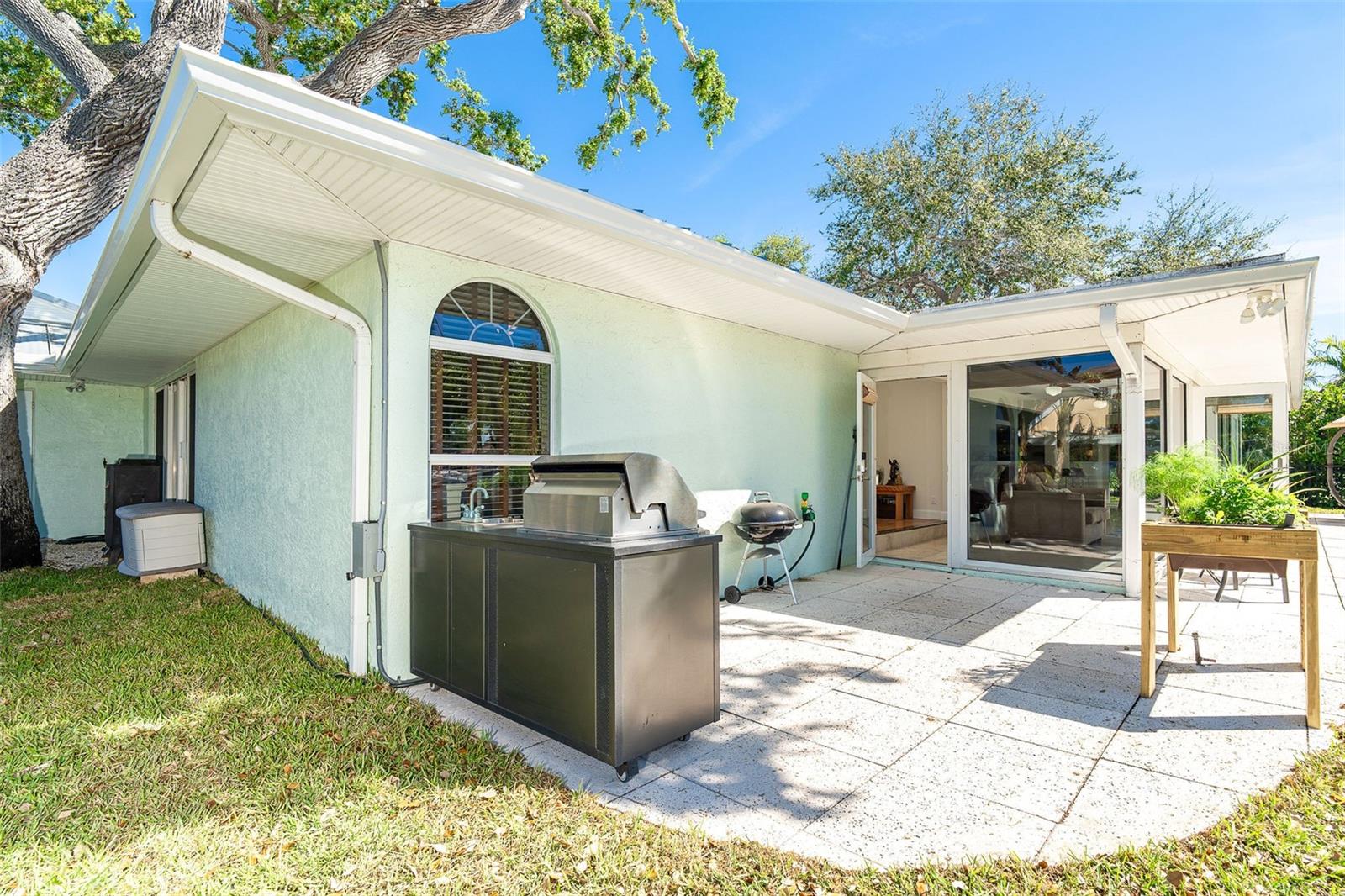 1648 SHELBURNE LN, SARASOTA, FL, 34231