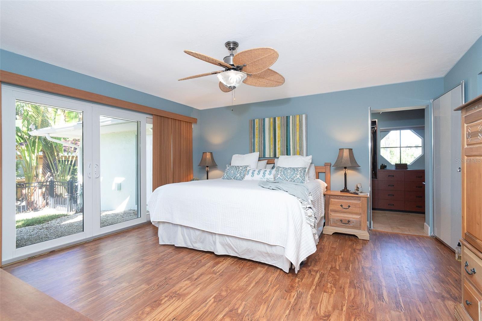 1648 SHELBURNE LN, SARASOTA, FL, 34231