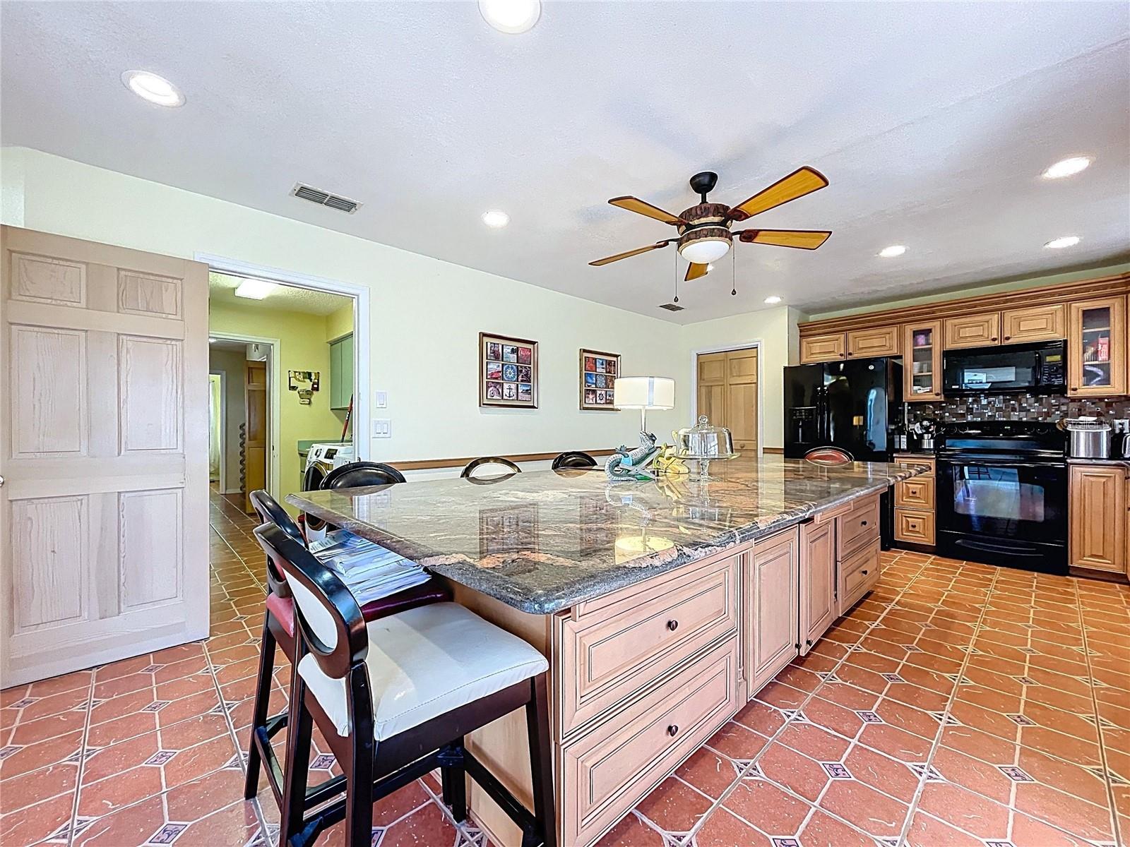 1821 NW 20TH AVE, CRYSTAL RIVER, FL, 34428