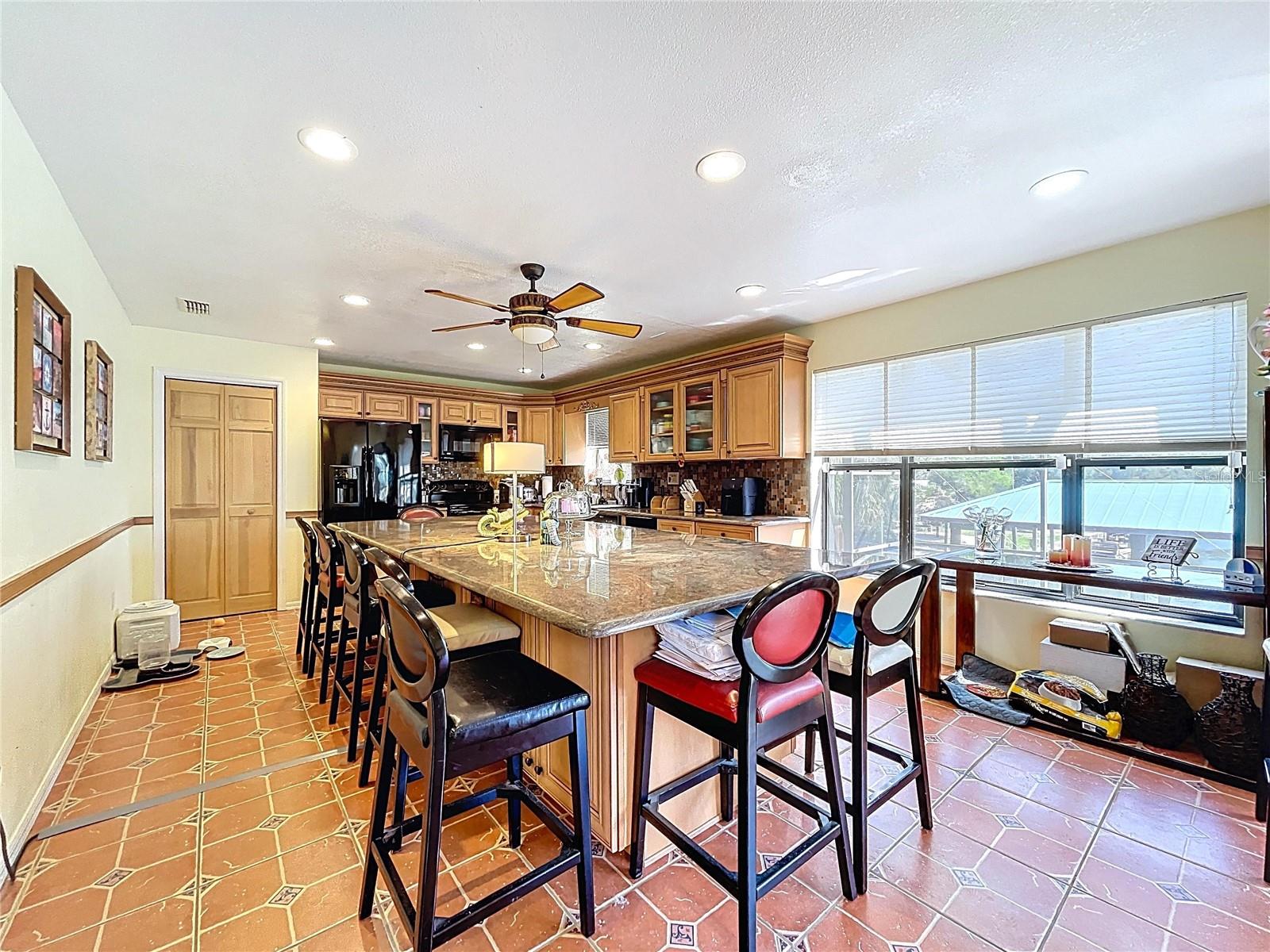 1821 NW 20TH AVE, CRYSTAL RIVER, FL, 34428