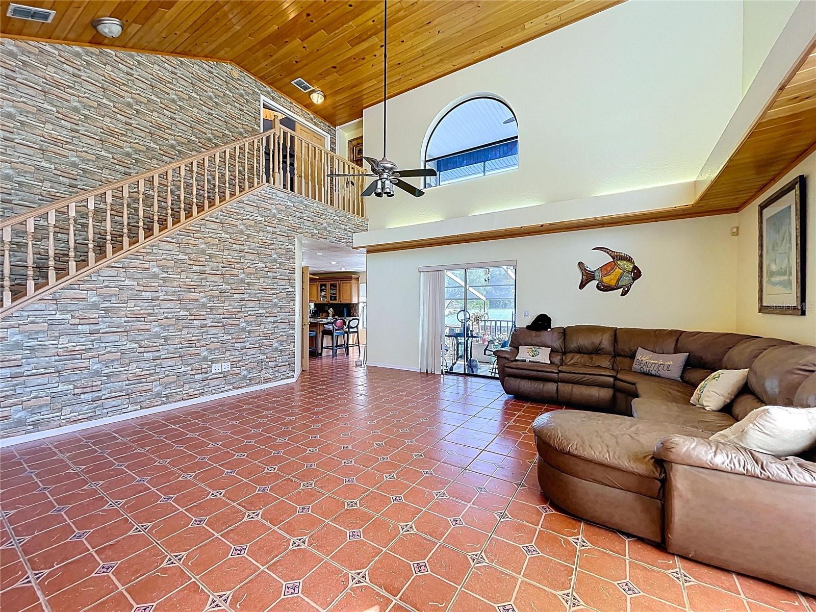 1821 NW 20TH AVE, CRYSTAL RIVER, FL, 34428