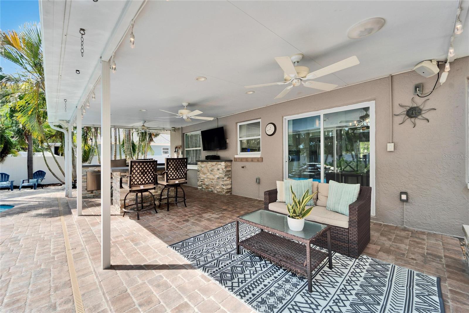 6592 MANGO AVE S, ST PETERSBURG, FL, 33707