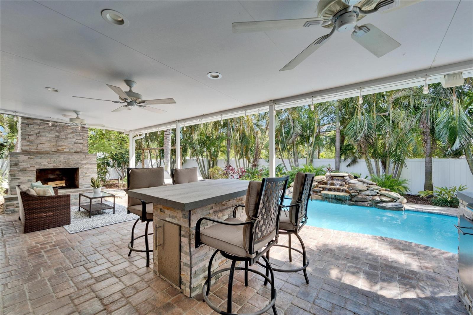 6592 MANGO AVE S, ST PETERSBURG, FL, 33707