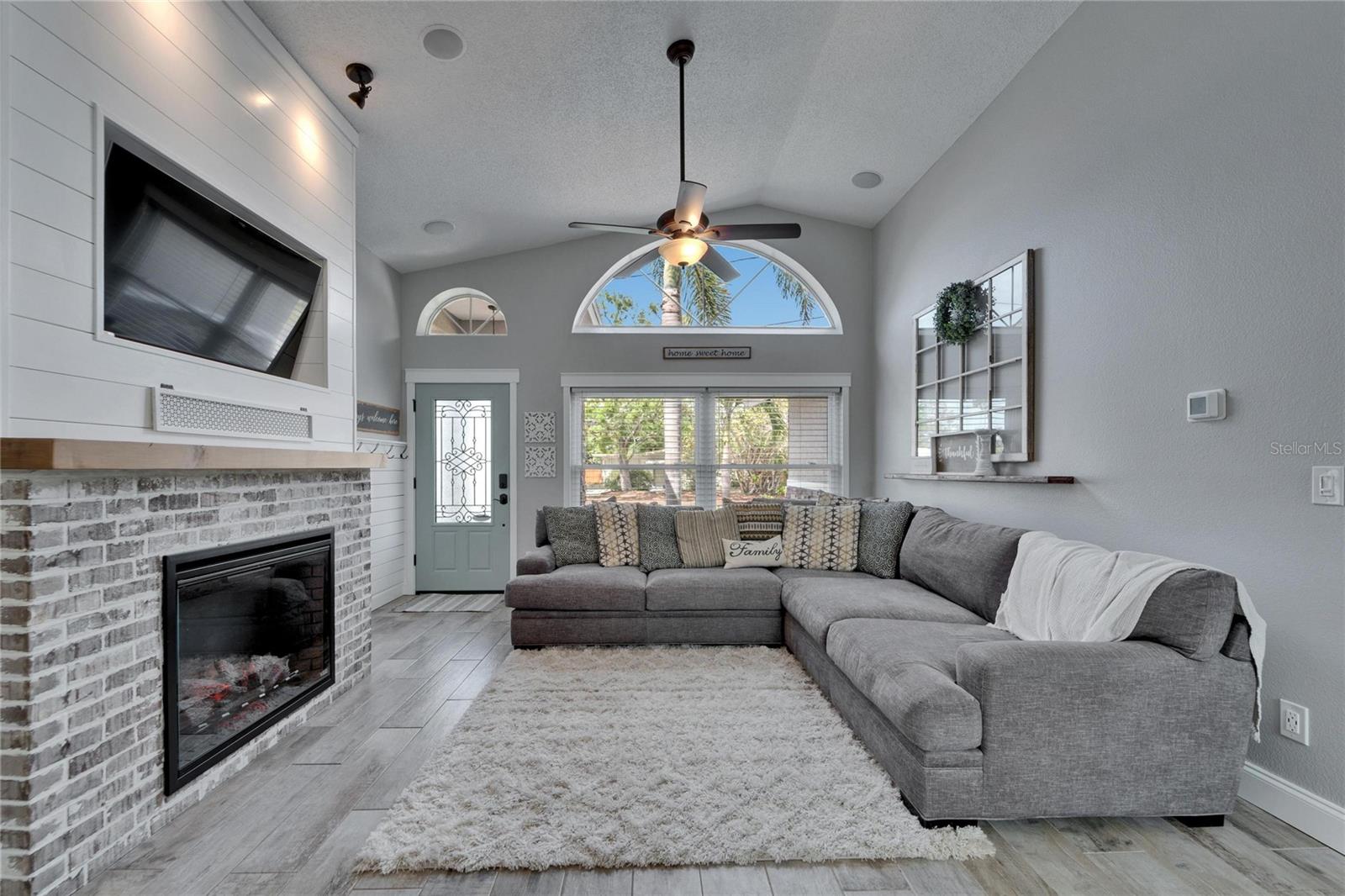 6592 MANGO AVE S, ST PETERSBURG, FL, 33707