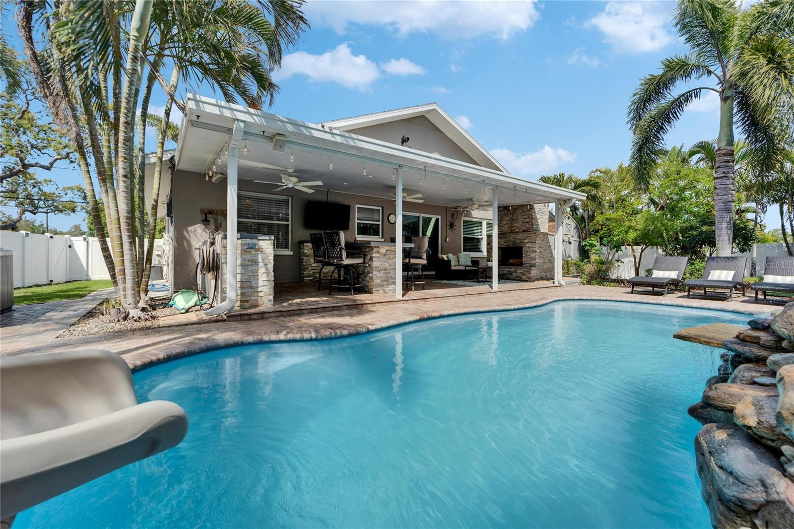 6592 MANGO AVE S, ST PETERSBURG, FL, 33707