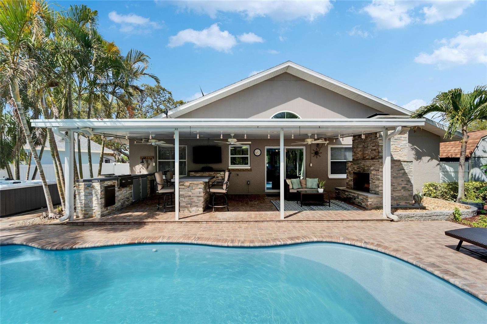 6592 MANGO AVE S, ST PETERSBURG, FL, 33707