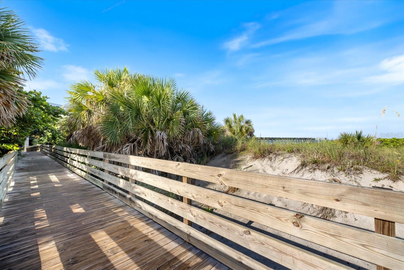 612 BIRD BAY DR S #311, VENICE, FL, 34285