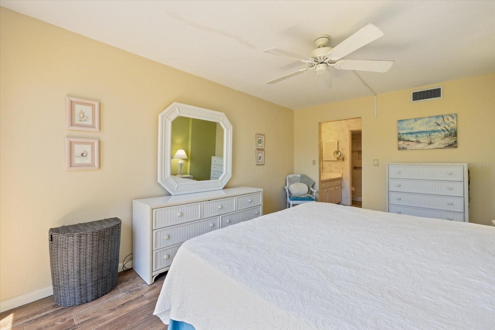 612 BIRD BAY DR S #311, VENICE, FL, 34285