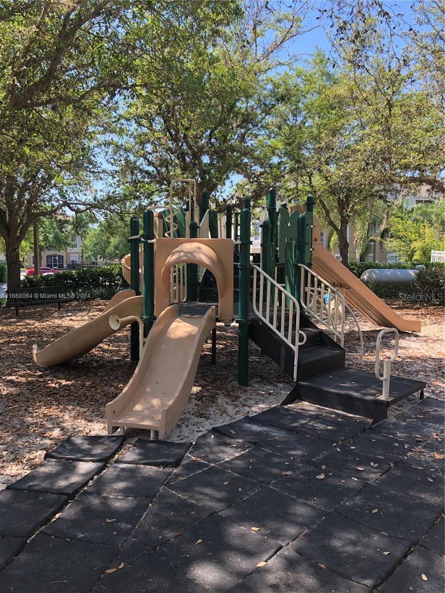 2304 SILVER PALM DR #102, KISSIMMEE, FL, 34747