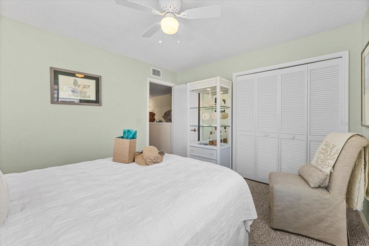 911 HARBOUR HOUSE DR, INDIAN ROCKS BEACH, FL, 33785