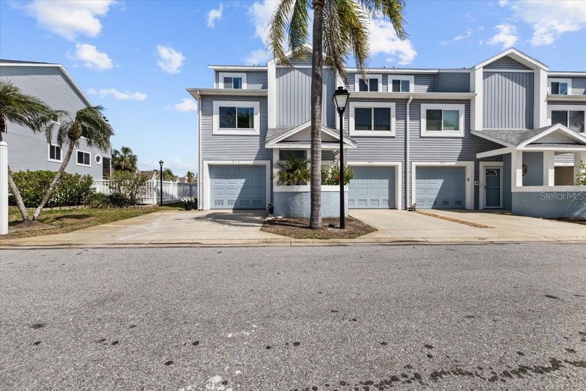 911 HARBOUR HOUSE DR, INDIAN ROCKS BEACH, FL, 33785