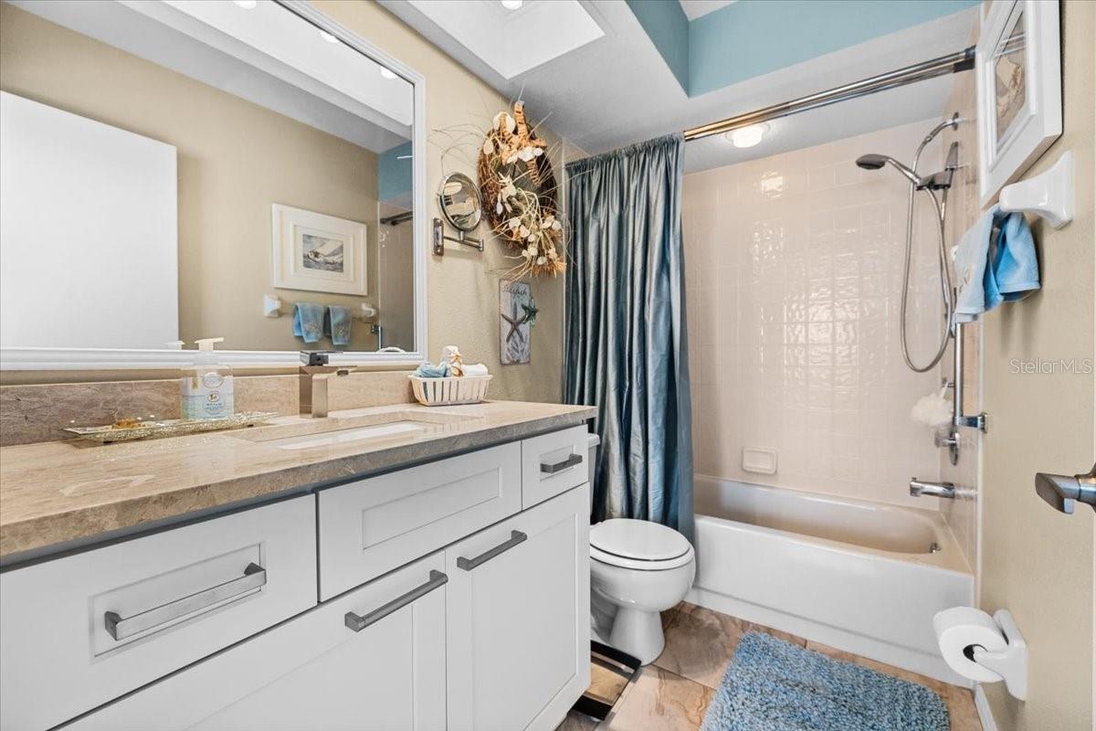 911 HARBOUR HOUSE DR, INDIAN ROCKS BEACH, FL, 33785