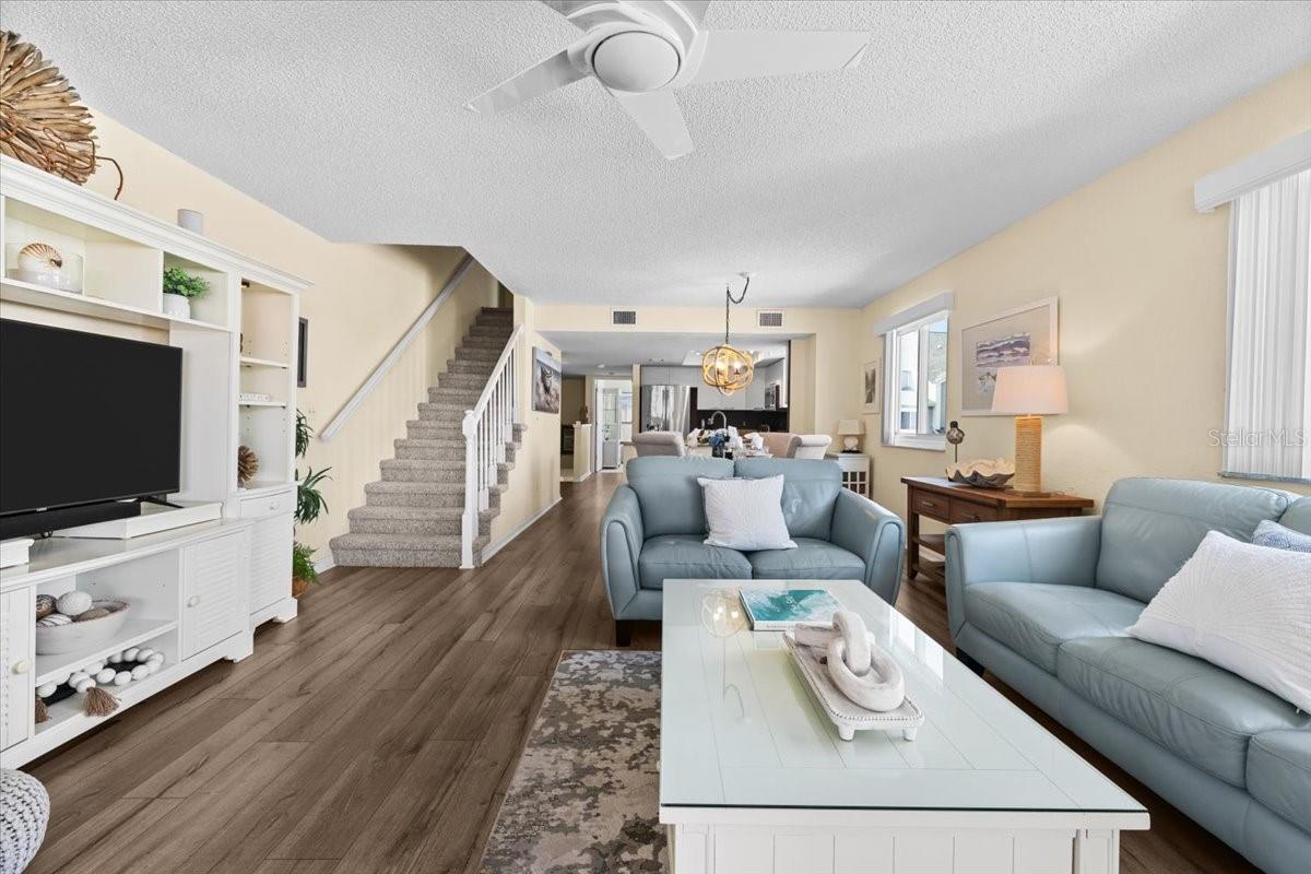 911 HARBOUR HOUSE DR, INDIAN ROCKS BEACH, FL, 33785