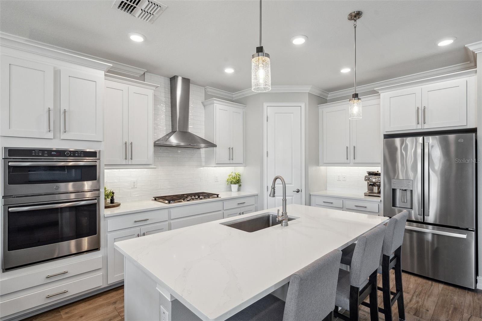 4593 SAN MARTINO DR, WESLEY CHAPEL, FL, 33543