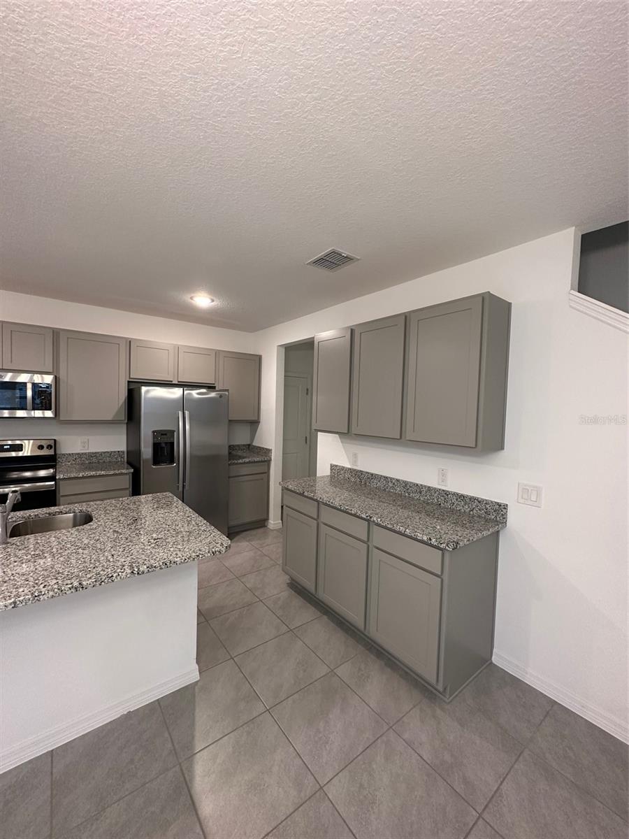 632 BAYHAWK ST, DEBARY, FL, 32713