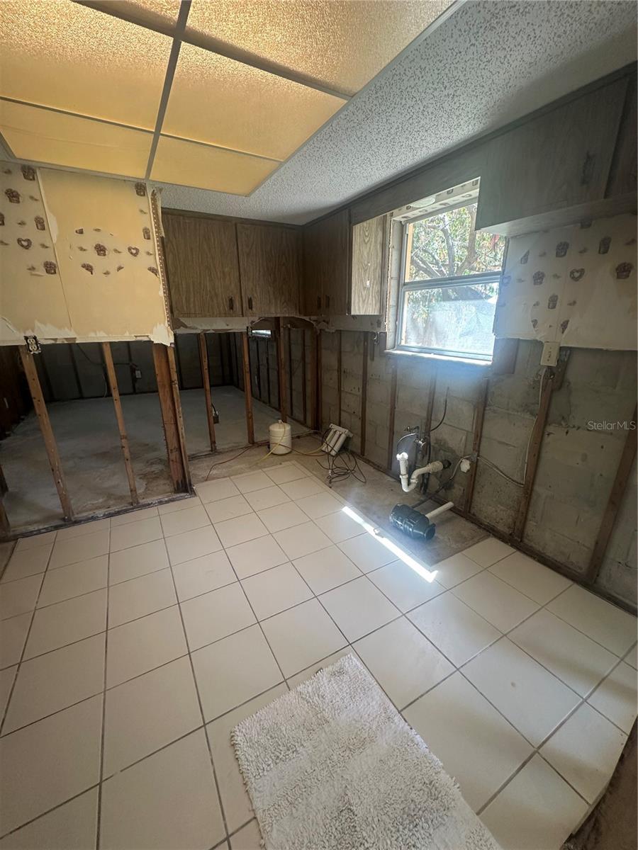 1850 OKLAHOMA AVE NE, ST PETERSBURG, FL, 33703