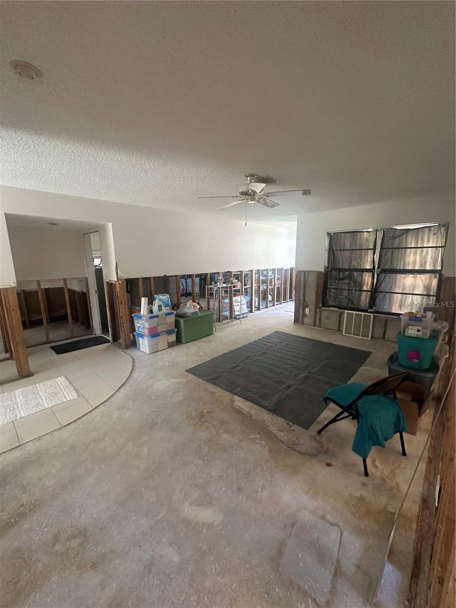 1850 OKLAHOMA AVE NE, ST PETERSBURG, FL, 33703