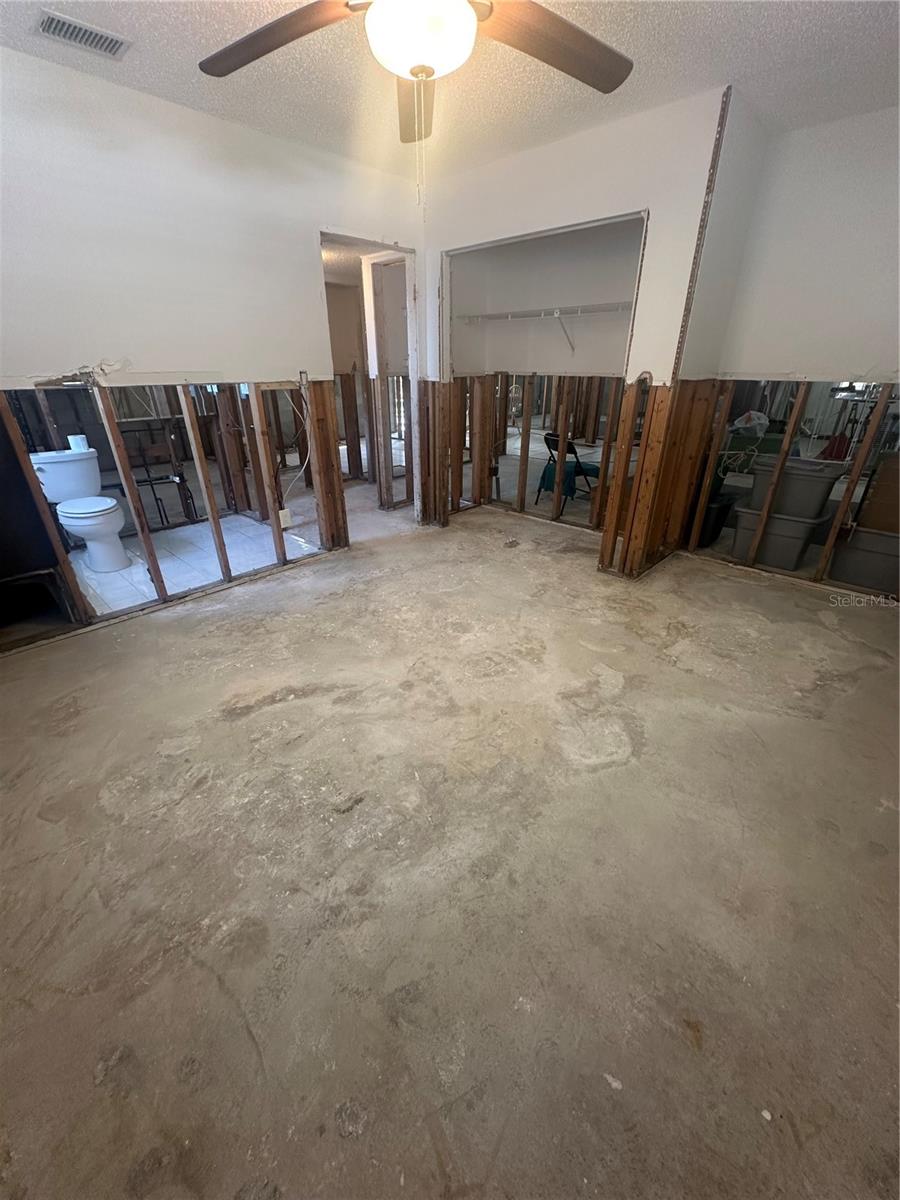 1850 OKLAHOMA AVE NE, ST PETERSBURG, FL, 33703