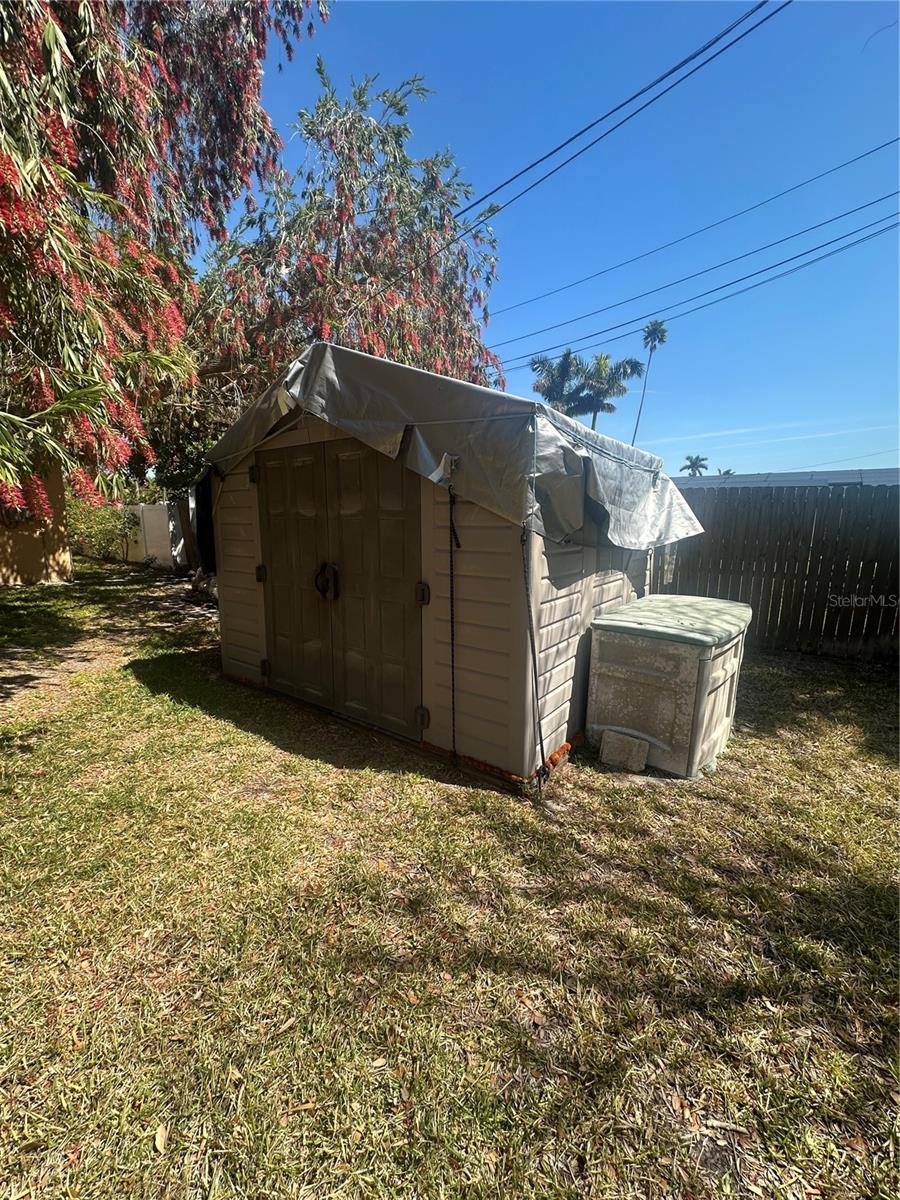 1850 OKLAHOMA AVE NE, ST PETERSBURG, FL, 33703