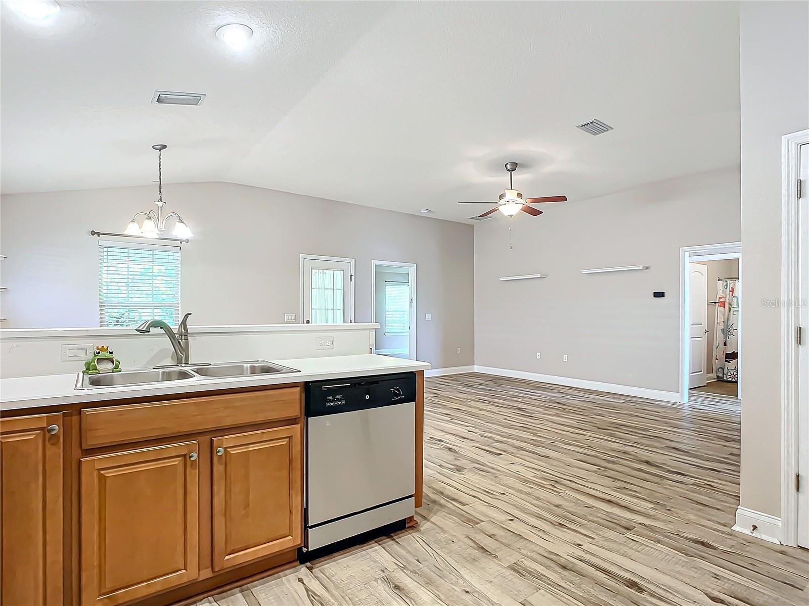 548-A CORAL TRACE BLVD, EDGEWATER, FL, 32132